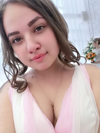  ,   Valya, 21 ,   ,   , c 