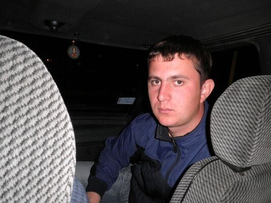  ,   Egor, 35 ,   
