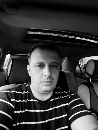  ,   Dan, 41 ,   ,   