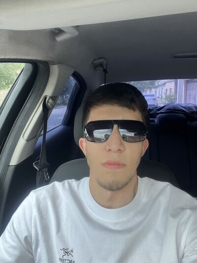  ,   Amir, 21 ,   ,   