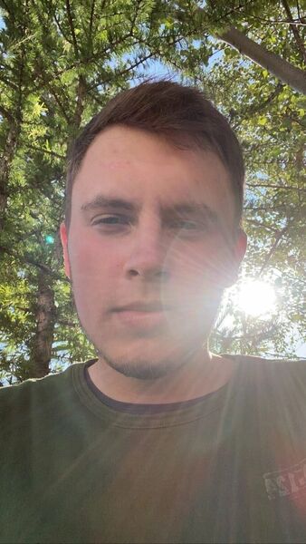  ,   Denis, 24 ,   ,   