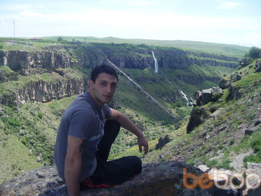  3525145  Vahan, 37 ,    