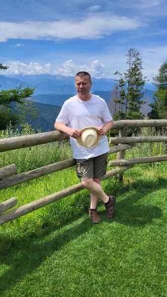  ,   Waldemar, 48 ,     , c 