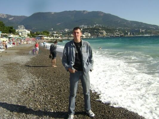  ,   Dartanyan, 39 ,   
