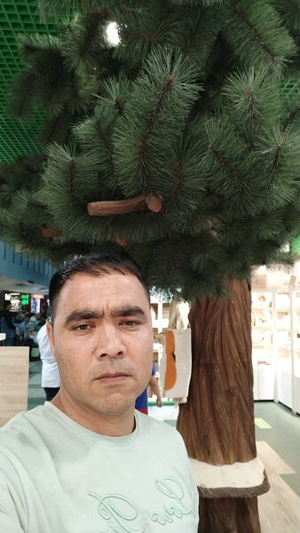  ,   Bahrom, 38 ,     