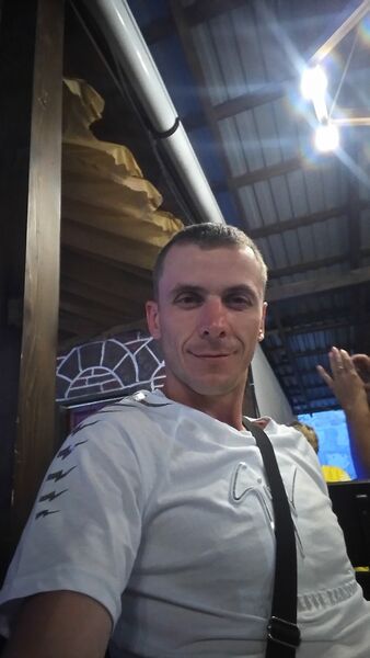  ,   Anatolii, 38 ,     , c 