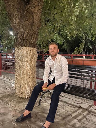  ,   Rustam, 25 ,   ,   , c 