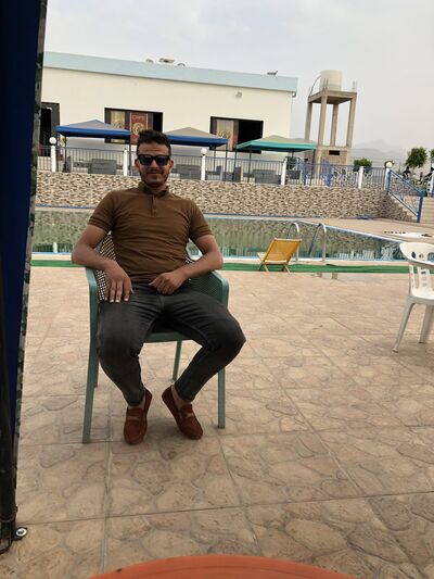  ,   Khalid, 33 ,   ,   