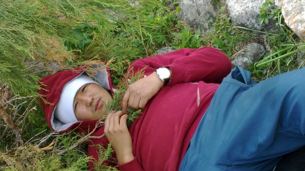  ,   Alymbek, 34 ,   
