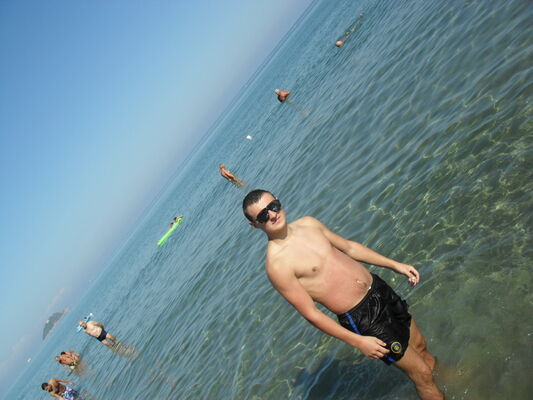  ,   Ivan, 32 ,   