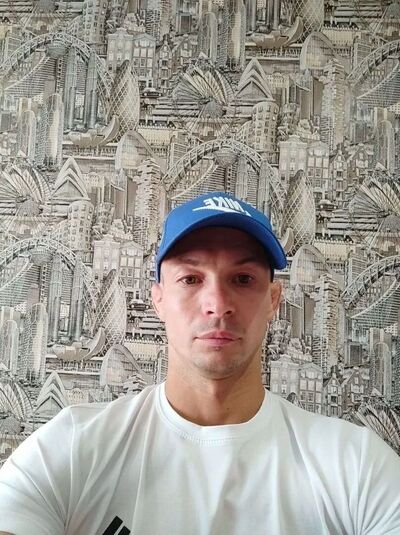  ,   Eduard, 37 ,     , c 