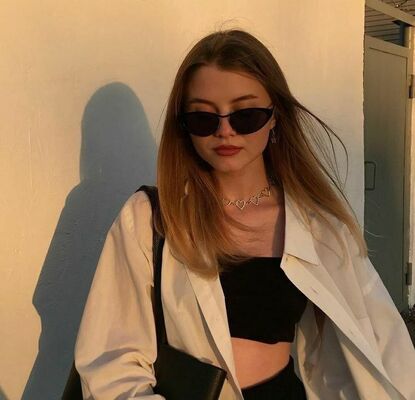  ,   Sofia, 19 ,   ,   