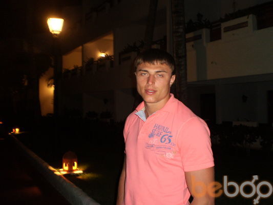  ,   Leon, 39 ,   ,   , c 