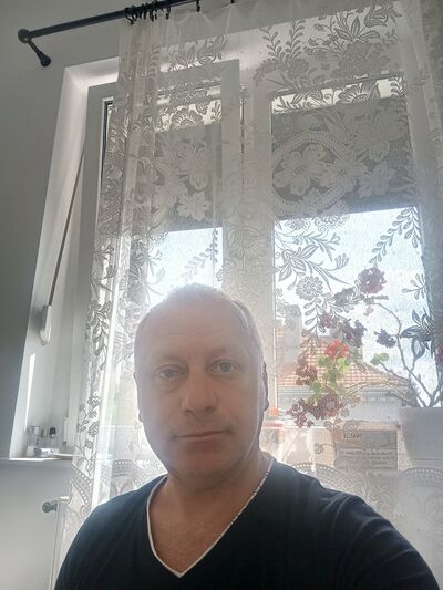  ,   Alex, 47 ,   ,   