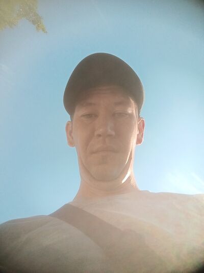  ,   Ilnaz, 32 ,     , c 