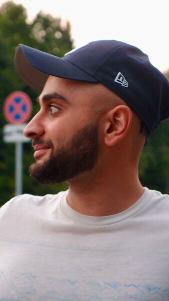  ,   Edvard, 32 ,   ,   