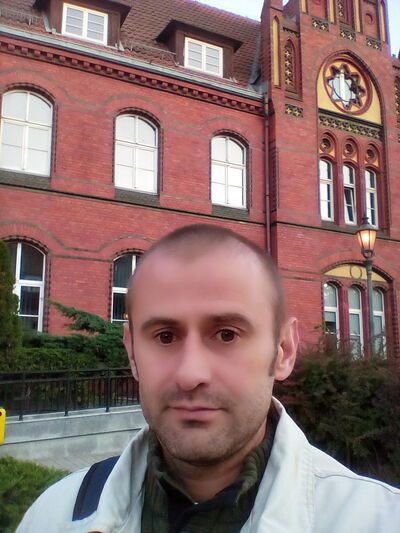  -,   Sebastian, 48 ,   