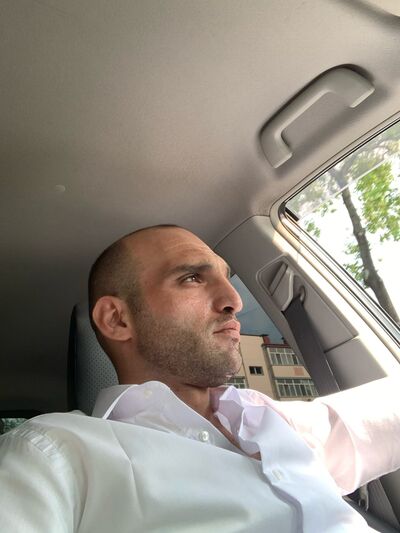  ,   Garik, 37 ,   ,   