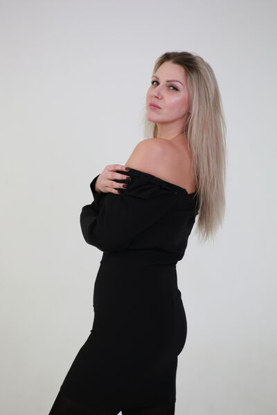  ,   Yuliya, 37 ,   ,   , c 