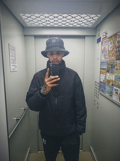   ,   Aizat, 24 ,   ,   , c 