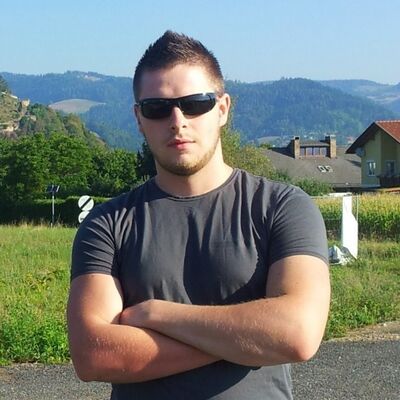  ,   Kurt, 31 ,   