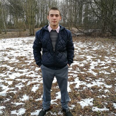  ,   Artur, 27 ,   