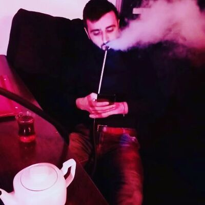  ,   Axmed, 29 ,     