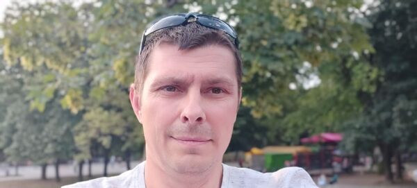  ,   Ruslan, 37 ,  
