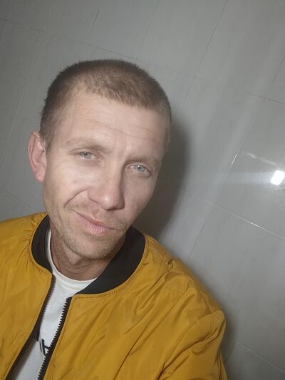  Barcelona,   Paulo, 35 ,     , c 