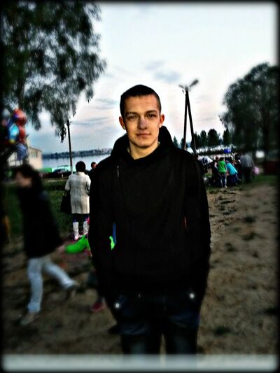 ,   Artemon, 32 ,   ,   