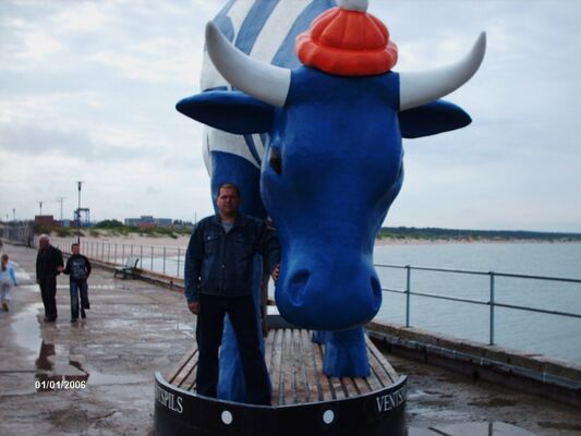  ,   Saulius, 48 ,   ,   , c 