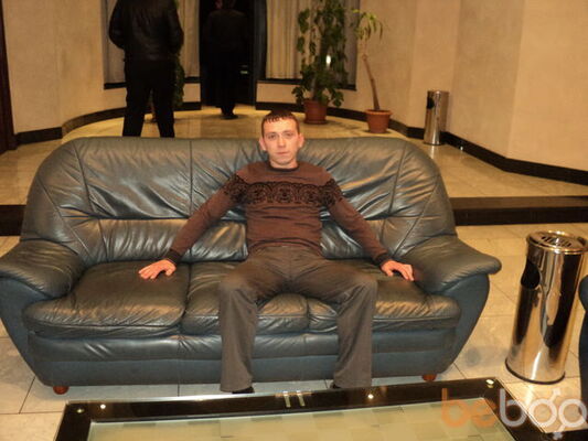  ,   Eduard, 37 ,  