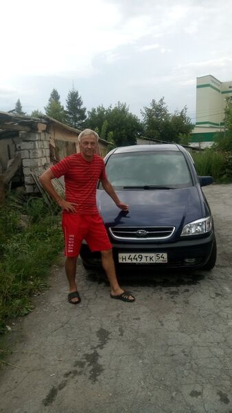  ,   Aleks, 54 ,  