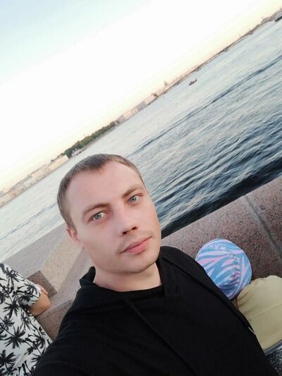  ,   Maxim, 33 ,   ,   , c , 