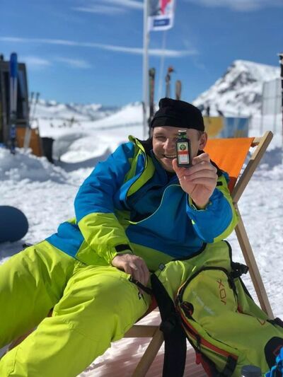  ,   Aleksandr, 44 ,   ,   