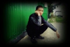  ,   Adlet, 31 ,  