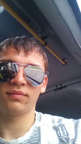  ,   DJ Valera, 25 ,  