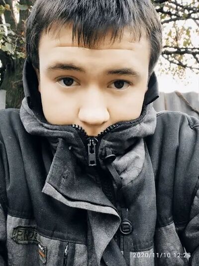  ,   Mikhail, 25 ,   ,   , c , 