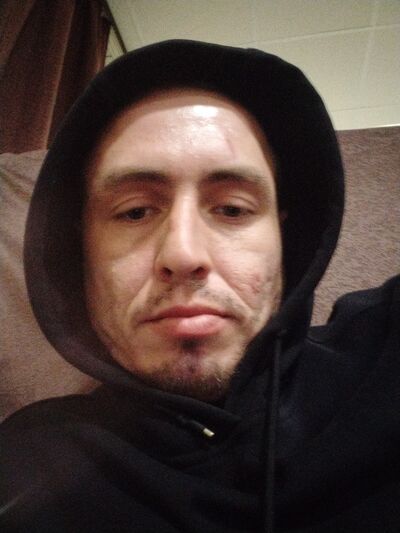  ,   Maxim, 37 ,   ,   