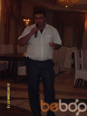  ,   Artur, 49 ,     , c 
