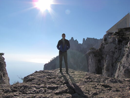  ,   Robi, 43 ,  
