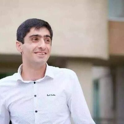  ,   Vahan, 34 ,   ,   