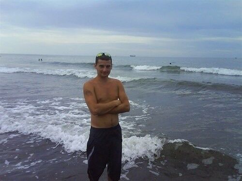  16179395  Taras, 37 ,    -