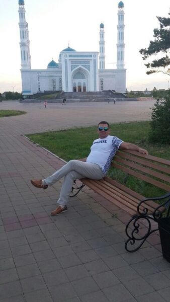  ,   Igor, 53 ,   
