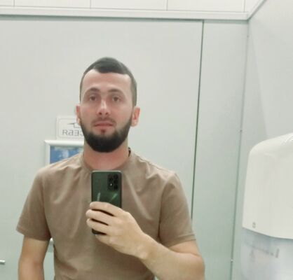  ,   Ismil, 27 ,  