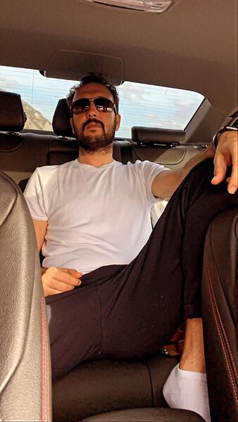  ,   Deniz, 40 ,   ,   