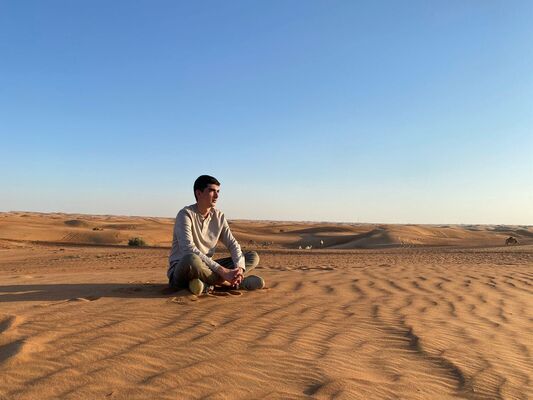  ,   Levon, 23 ,   ,   