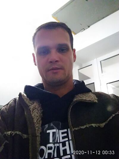  ,   Maks, 42 ,   ,   , c 