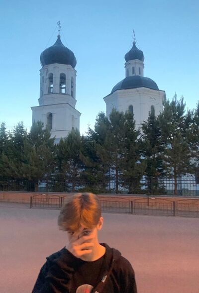  ,   Vlad, 22 ,   ,   