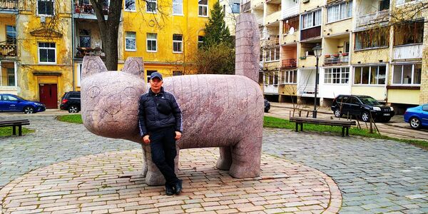  ,   Pavel, 46 ,   ,   